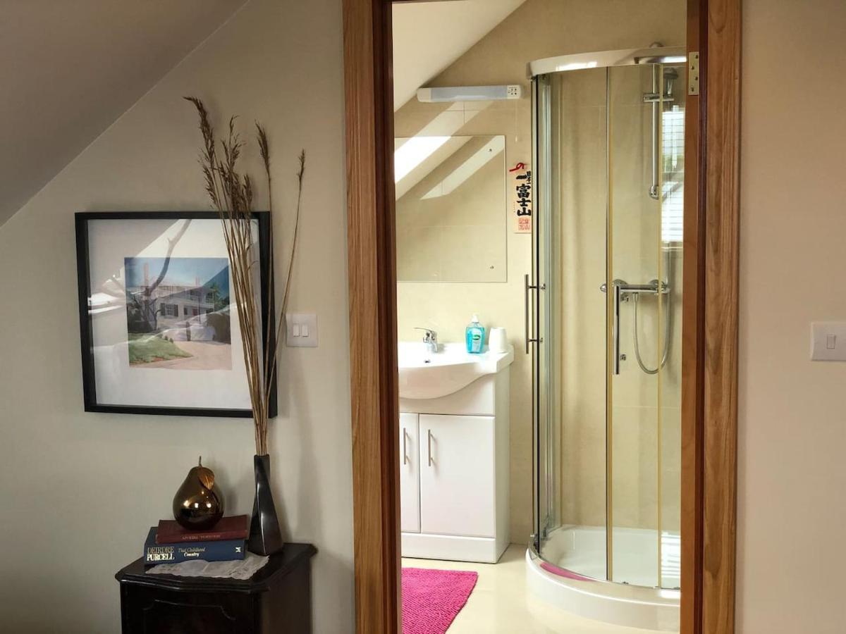 Connemara. 3 Bedroom, 8 Bed, Holiday Home Galway Bagian luar foto