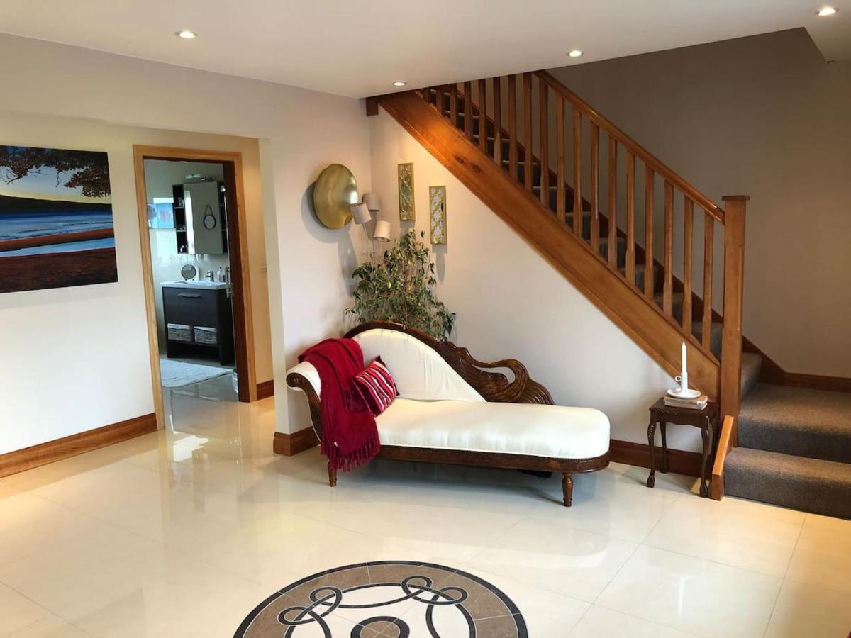 Connemara. 3 Bedroom, 8 Bed, Holiday Home Galway Bagian luar foto