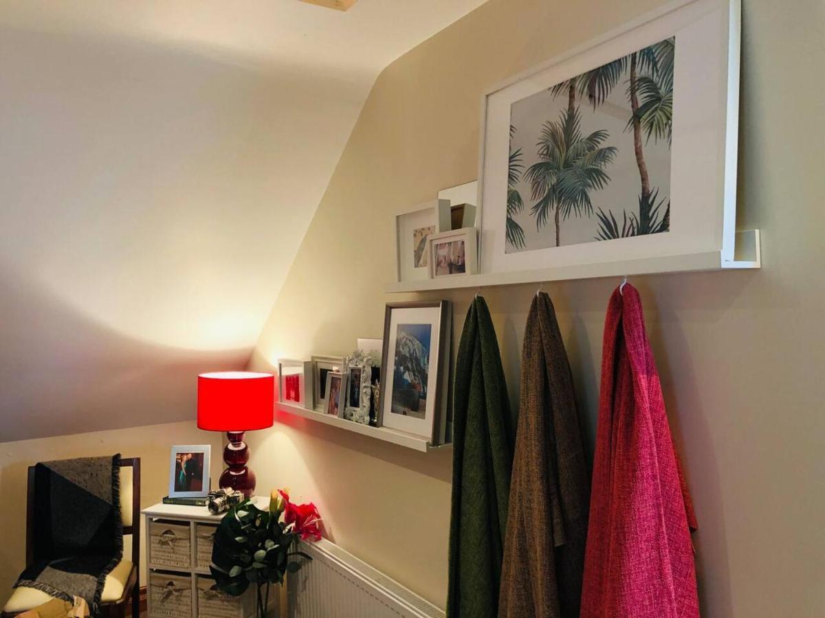 Connemara. 3 Bedroom, 8 Bed, Holiday Home Galway Bagian luar foto