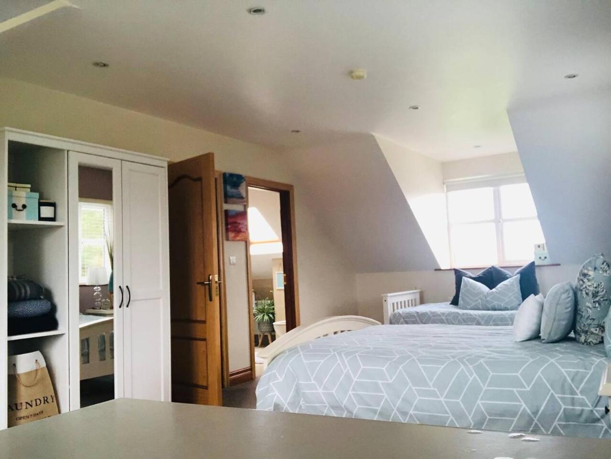 Connemara. 3 Bedroom, 8 Bed, Holiday Home Galway Bagian luar foto