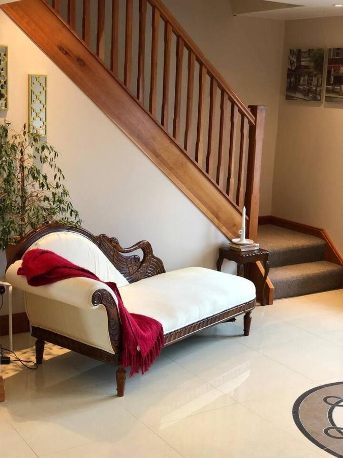 Connemara. 3 Bedroom, 8 Bed, Holiday Home Galway Bagian luar foto